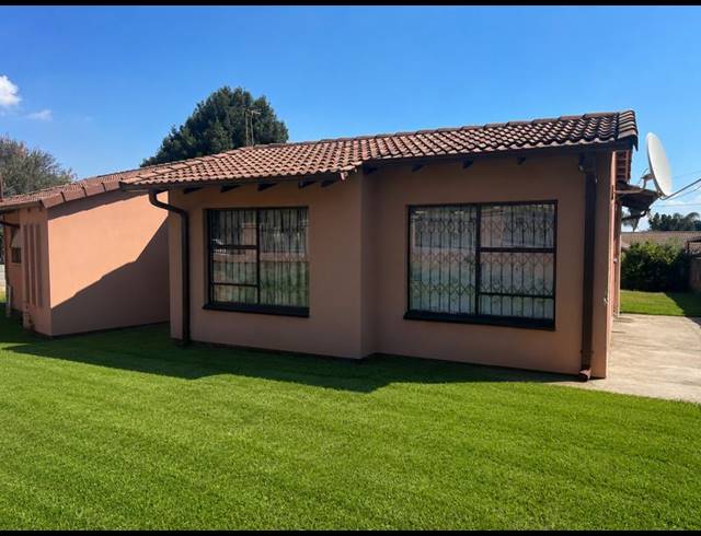 3 BEDROOM HOUSE FOR SALE IN NORKEM PARK